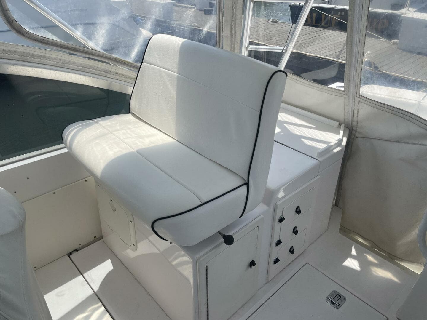 1997 Blackfin Combi 33 — photo 26