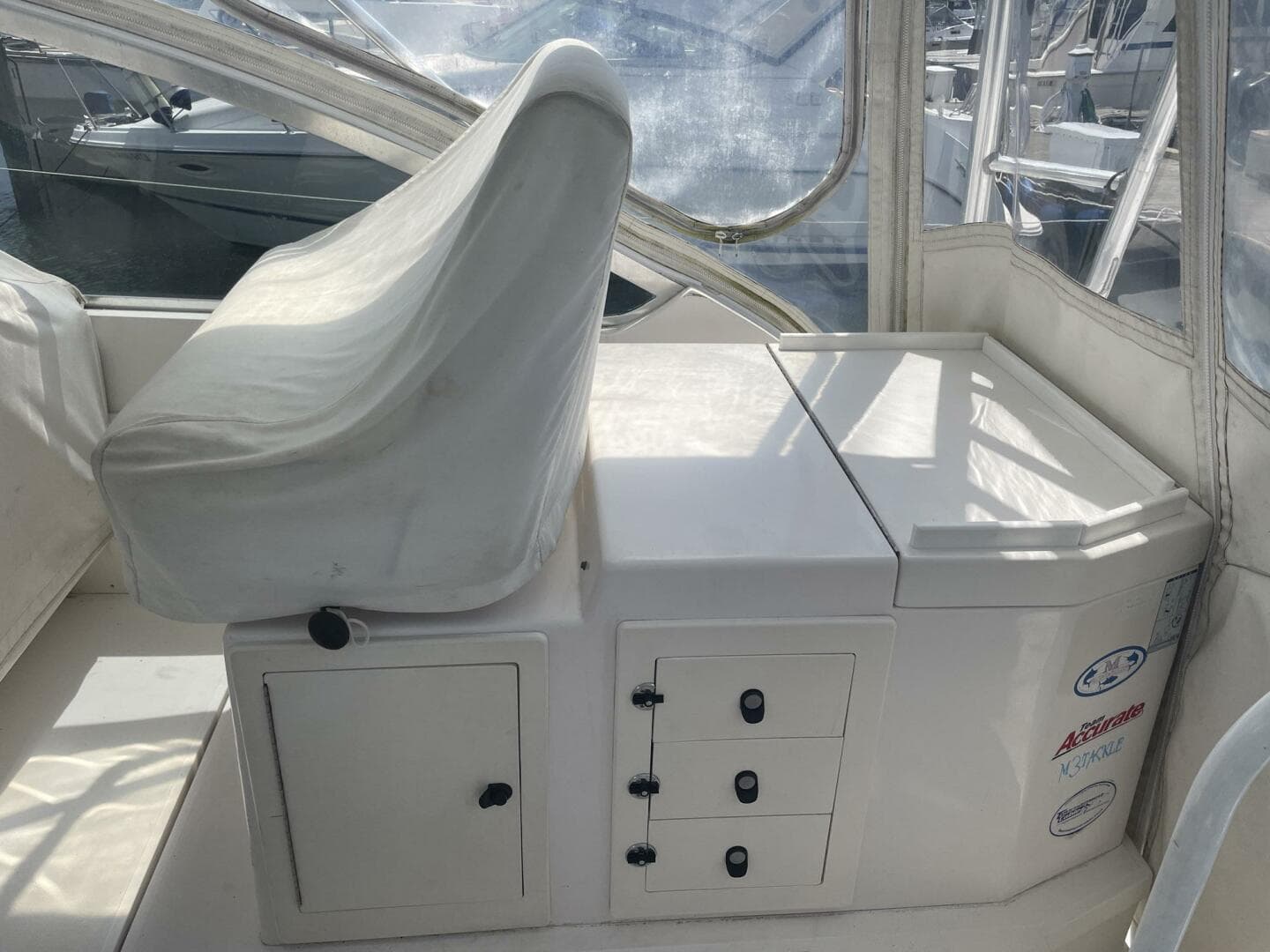 1997 Blackfin Combi 33 — photo 28