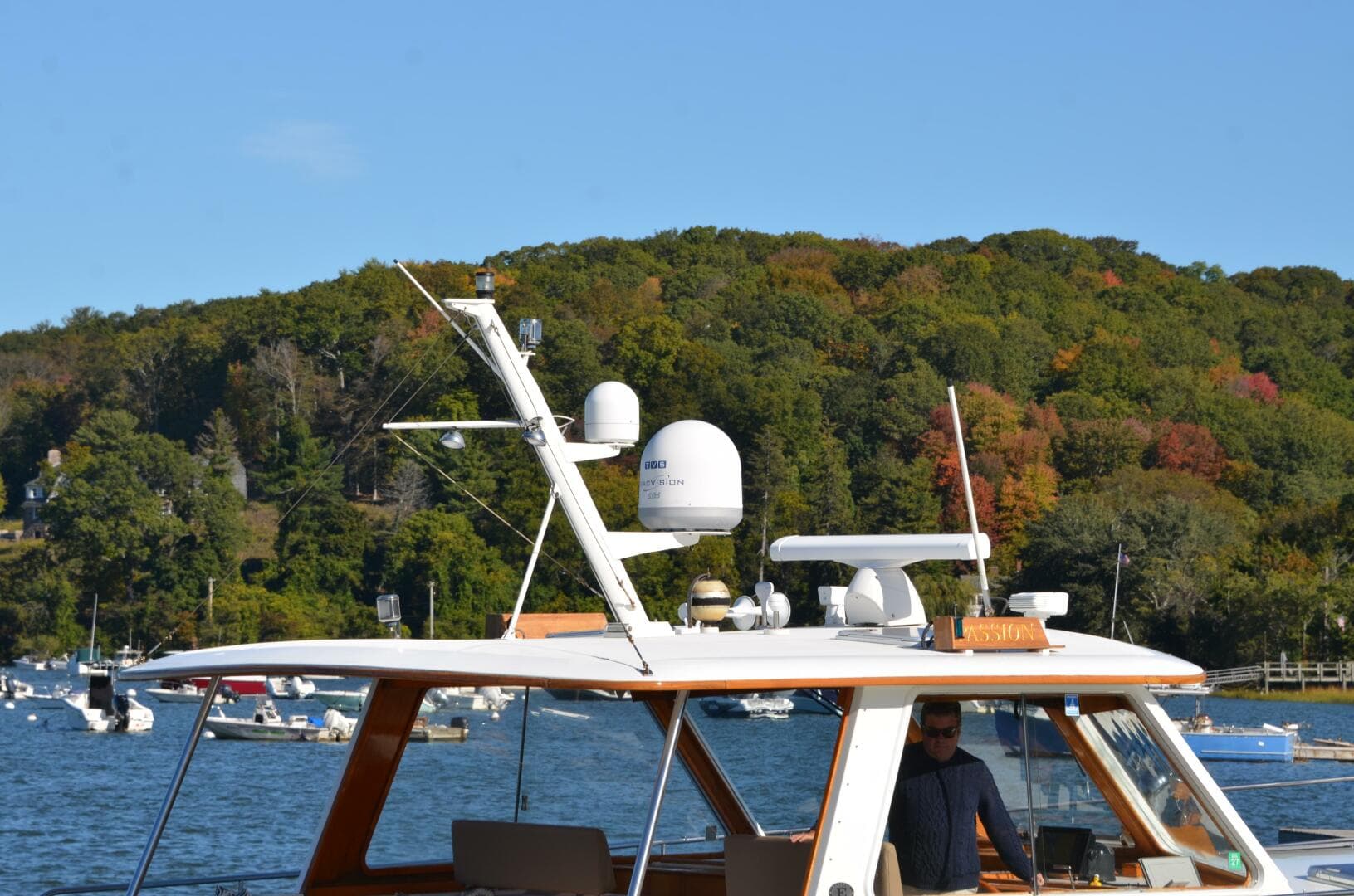 2000 Grand Banks Eastbay HX — photo 7