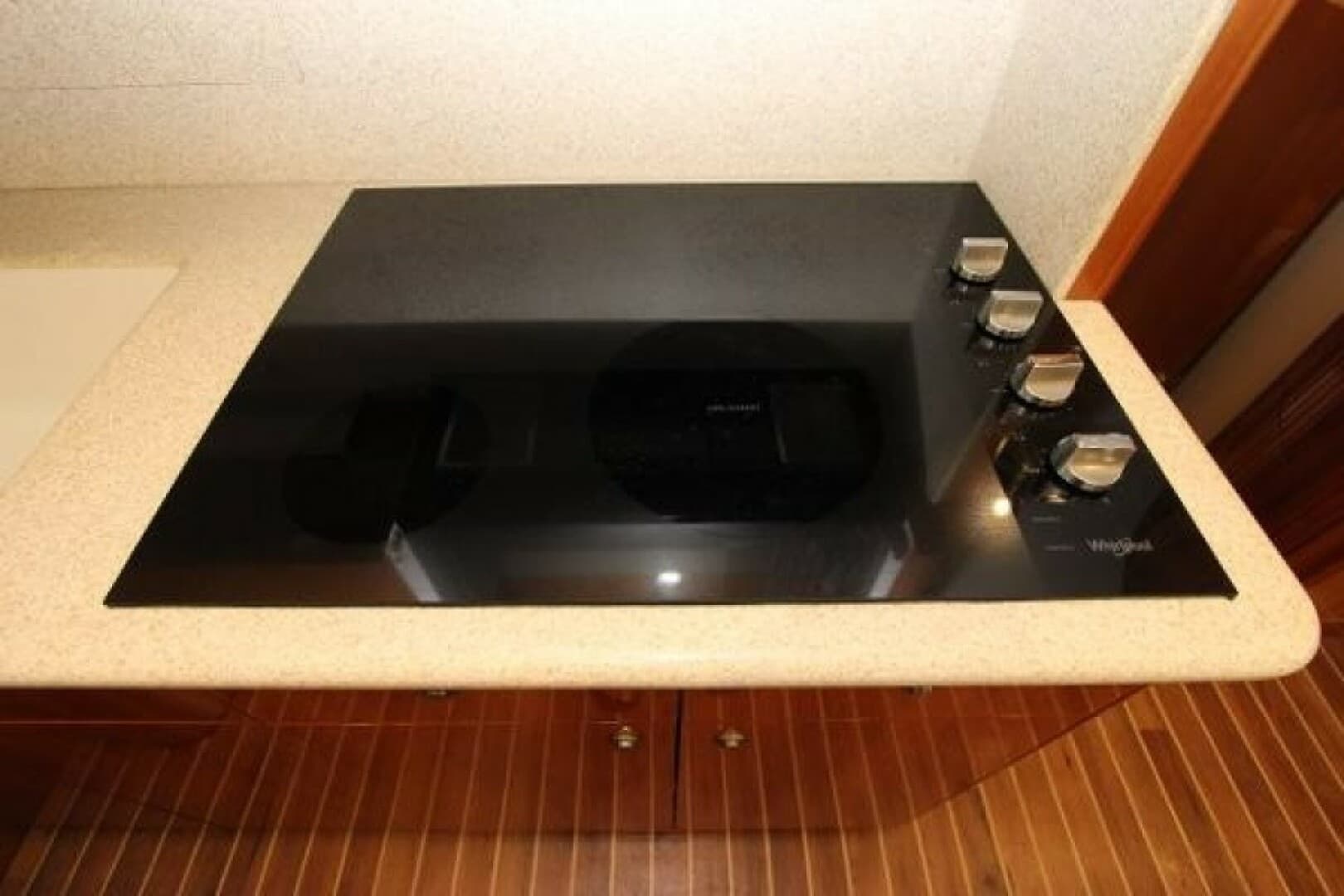 2004 Hatteras 60 Convertible — photo 59