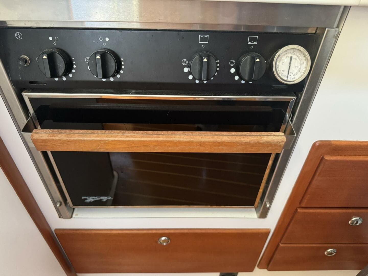 2001 Legacy Yachts Express — photo 28