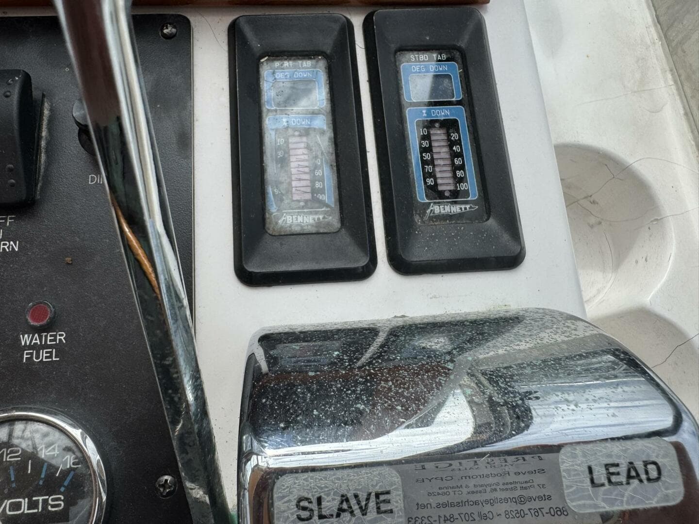 2001 Legacy Yachts Express — photo 19