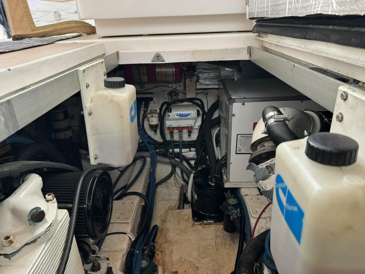 2001 Legacy Yachts Express — photo 53