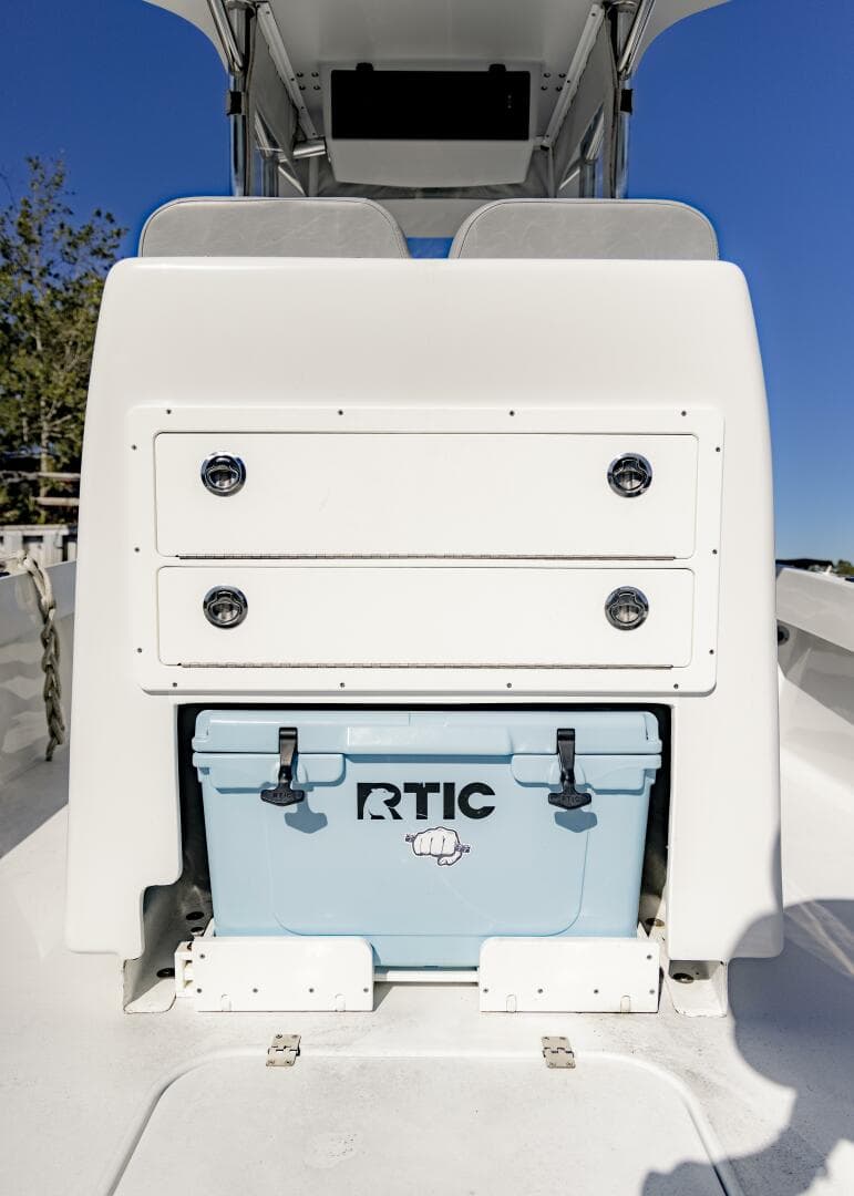 2022 Conch 27 CC — photo 32