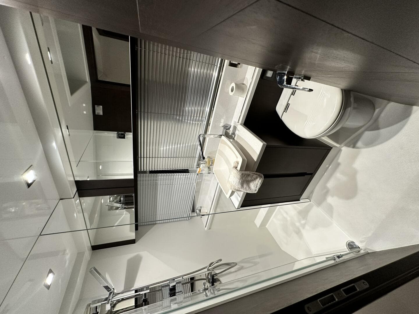 2022 Galeon 470 Sky — photo 52