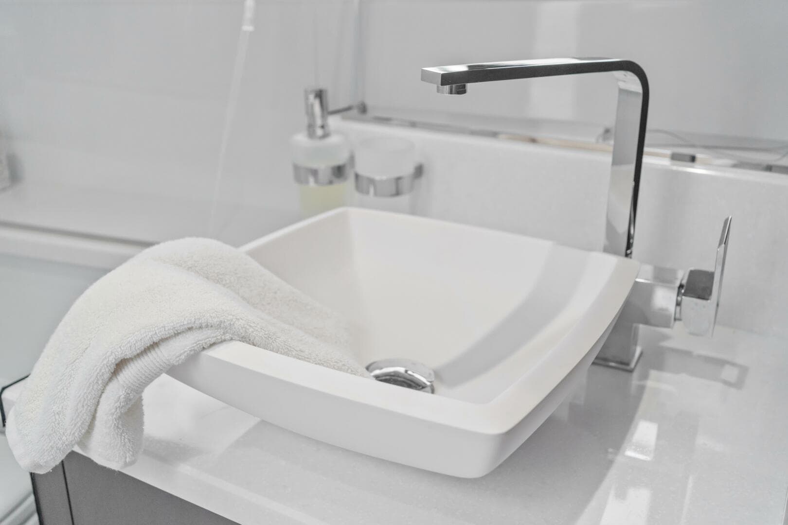 2022 Galeon 470 Sky — photo 17