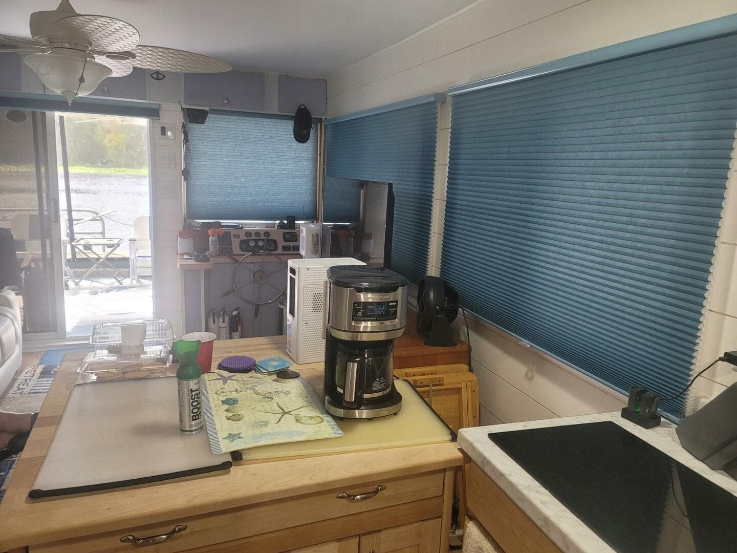 1984 Hilburn 4412 — photo 20