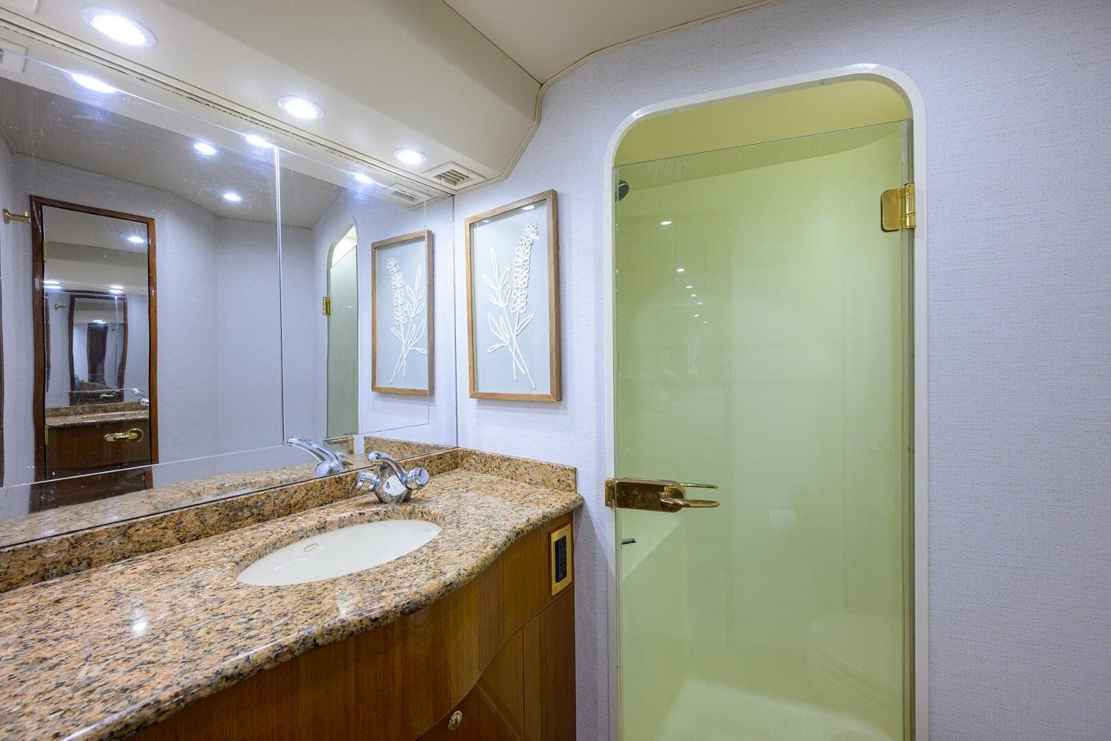 2004 Viking 56 Convertible — photo 52