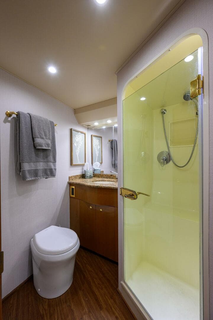 2004 Viking 56 Convertible — photo 61