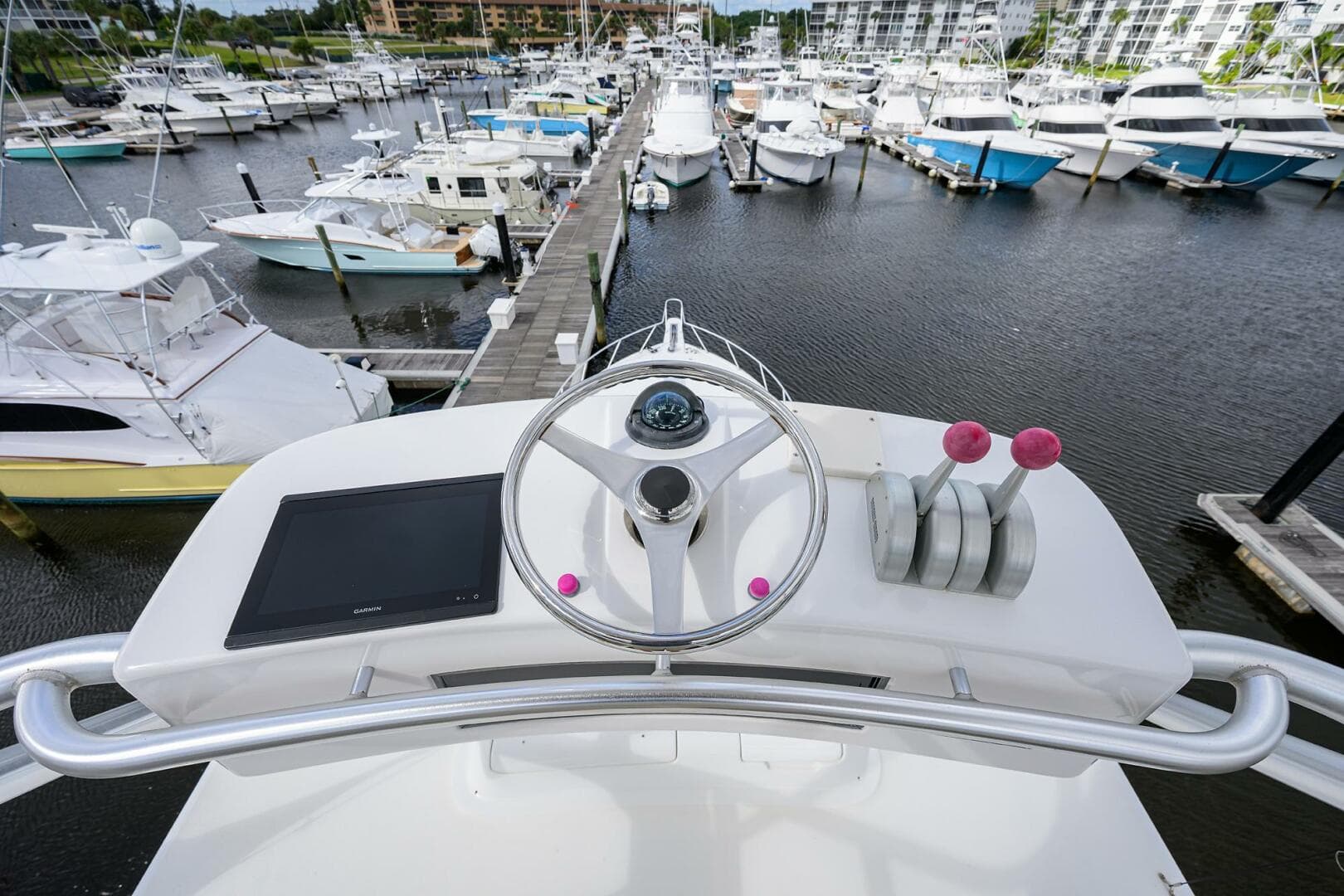 2004 Viking 56 Convertible — photo 25