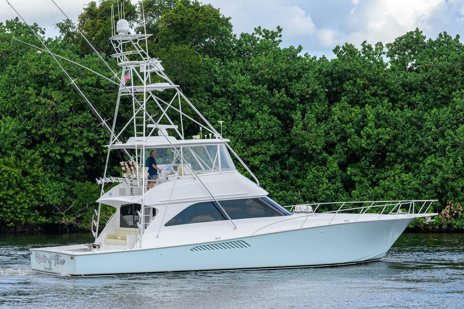 2004 Viking 56 Convertible — photo 14