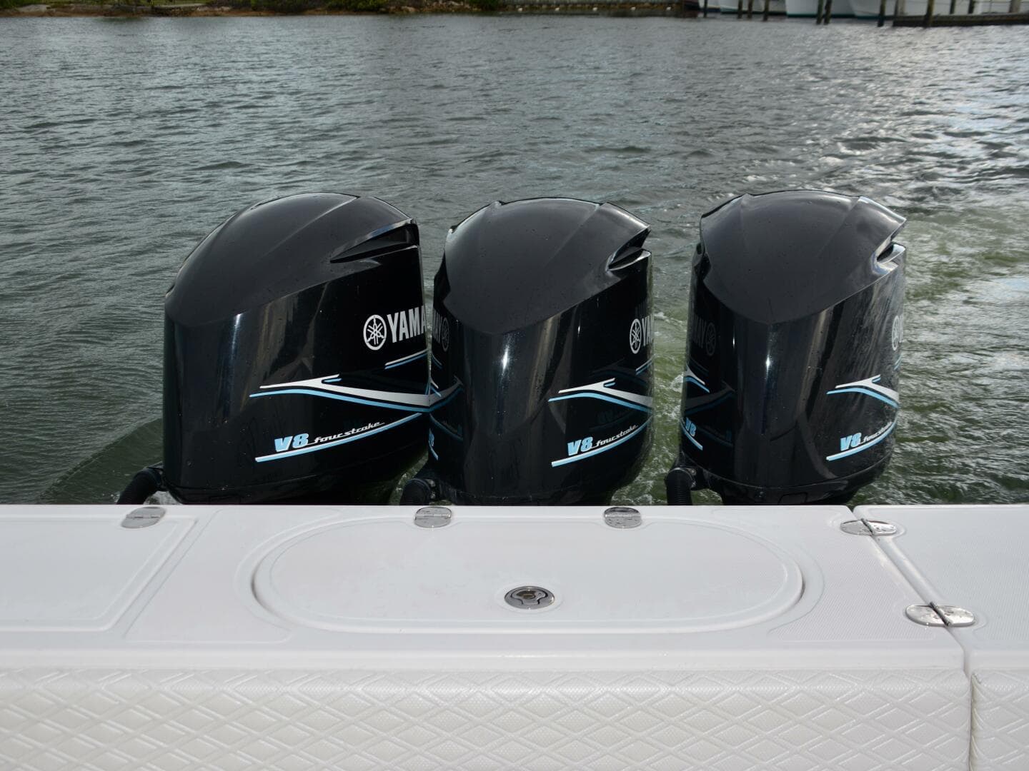 2014 Venture 39 CC — photo 23