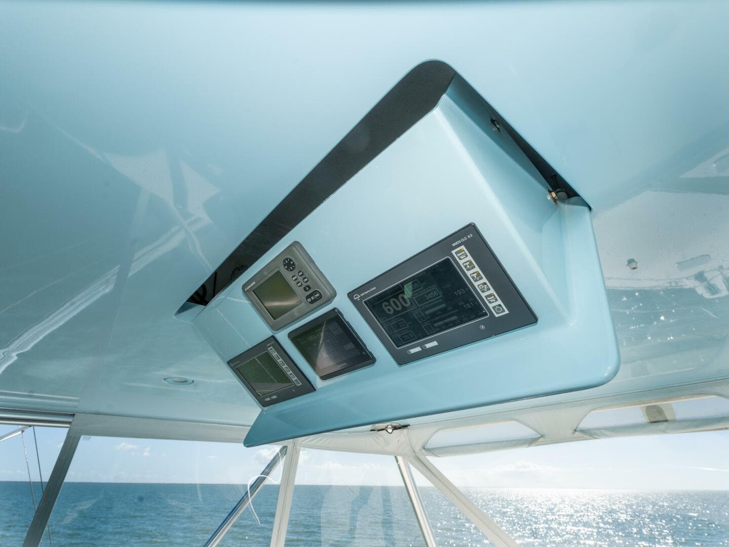 2009 Viking 50 Convertible — photo 68