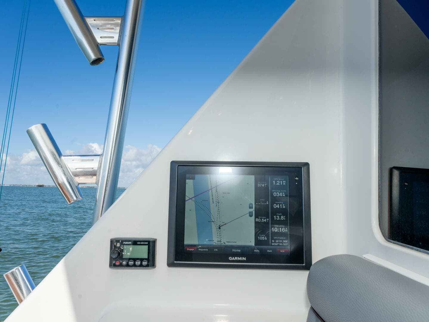 2009 Viking 50 Convertible — photo 48