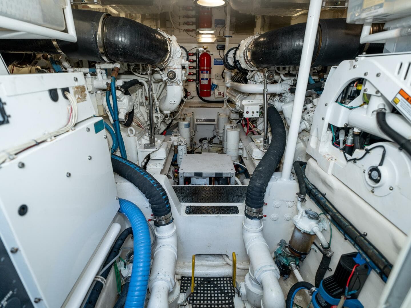 2009 Viking 50 Convertible — photo 75