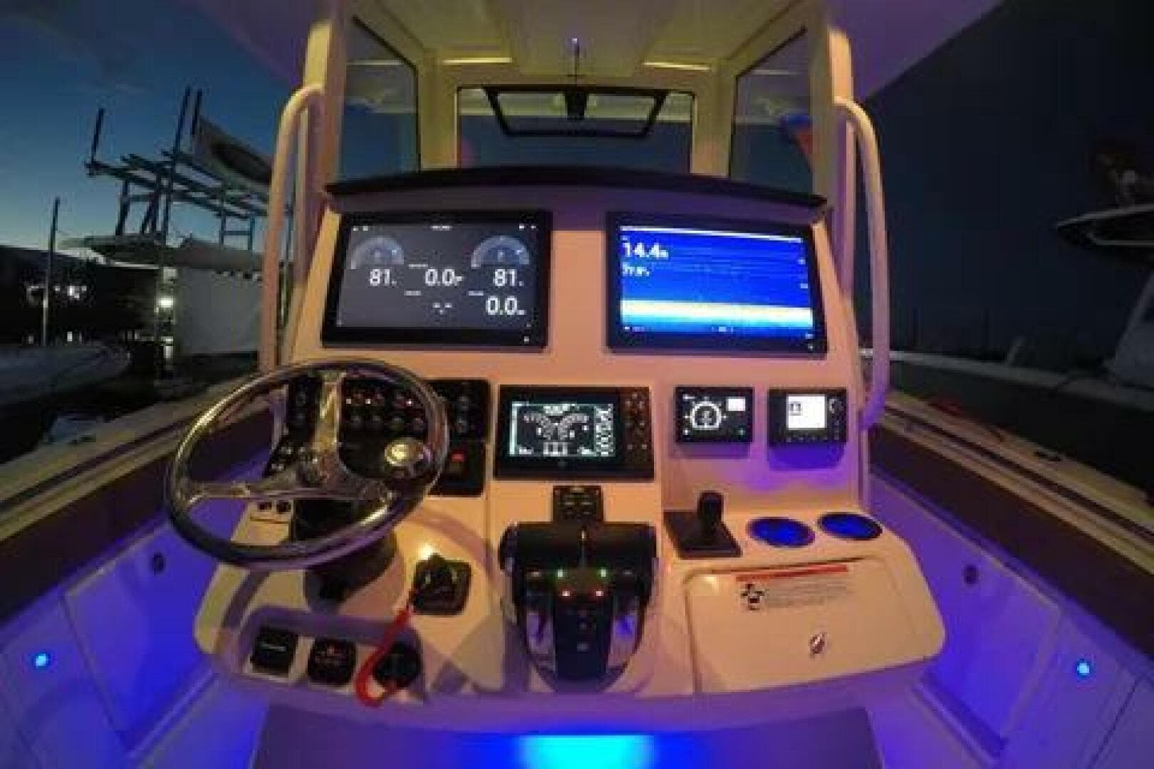 2020 Caymas 341 CC — photo 18