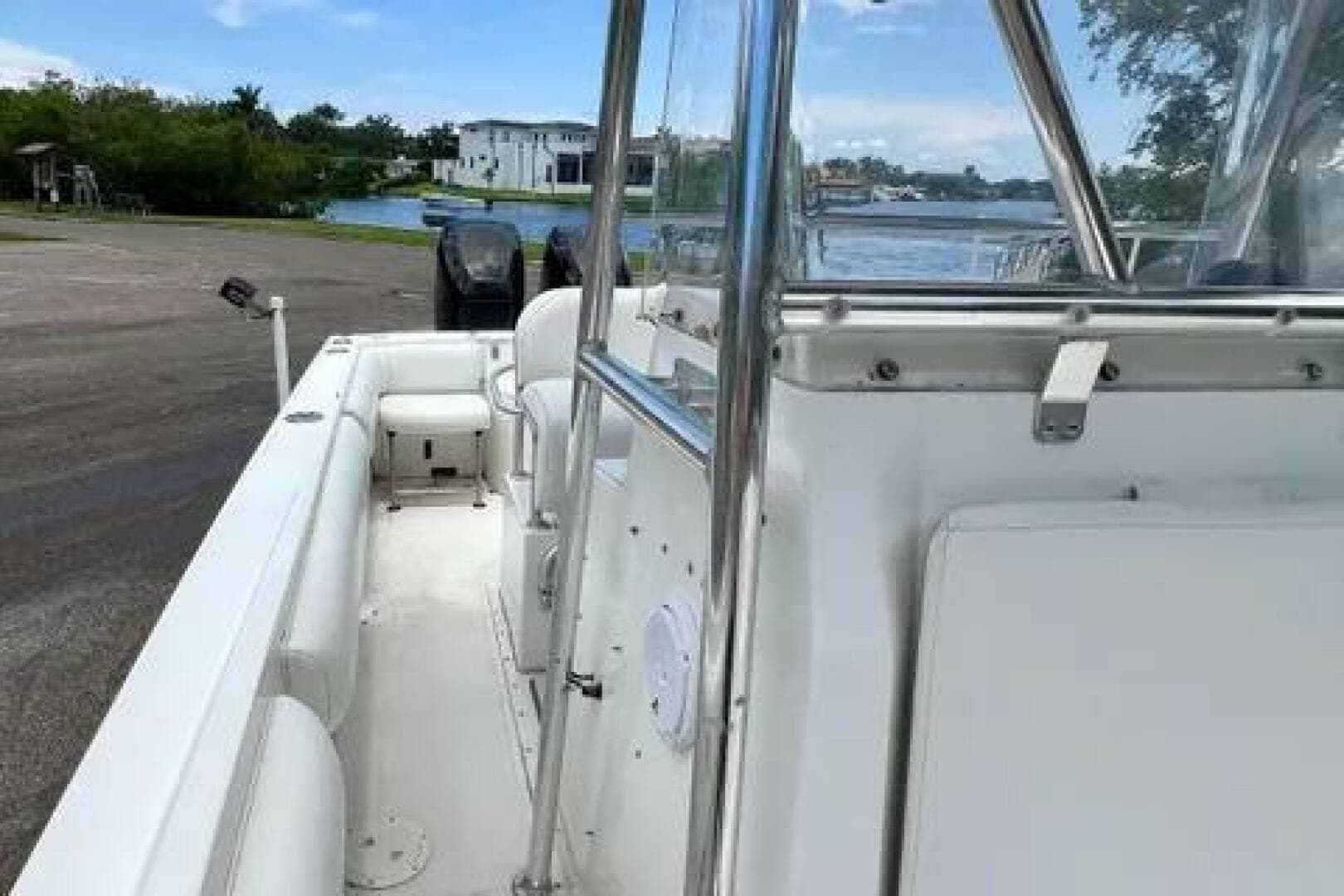 1994 Fountain 31 Center Console — photo 12