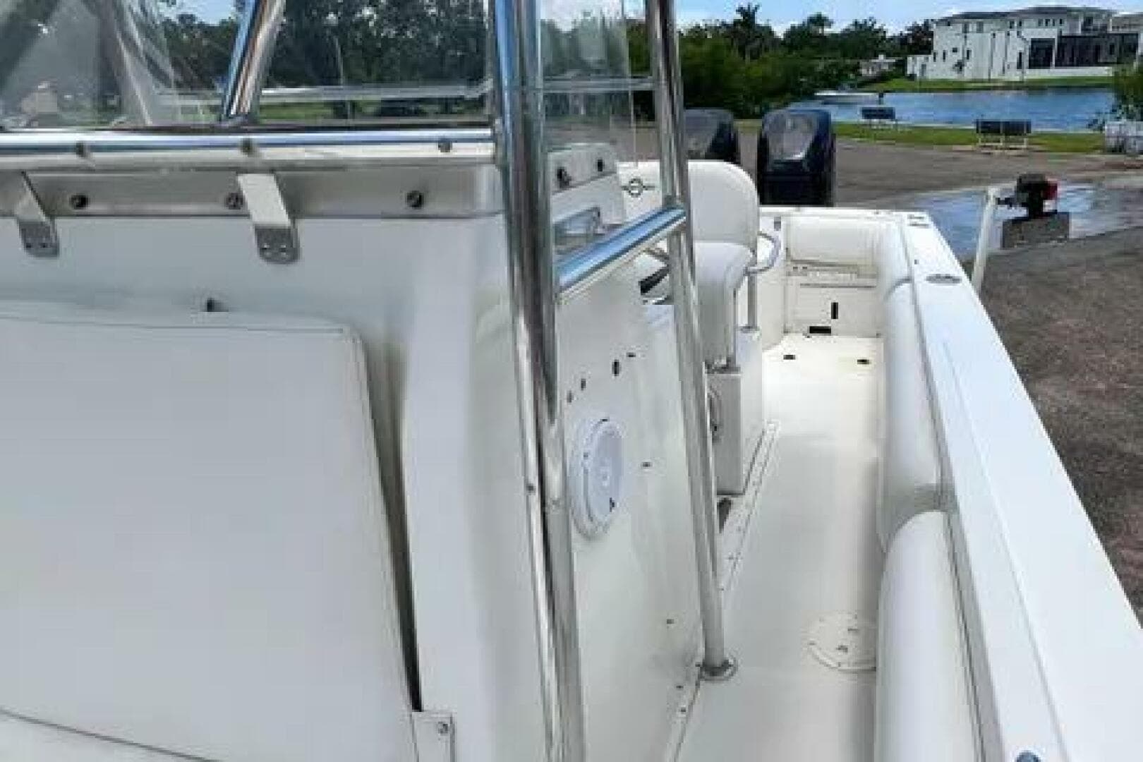 1994 Fountain 31 Center Console — photo 11