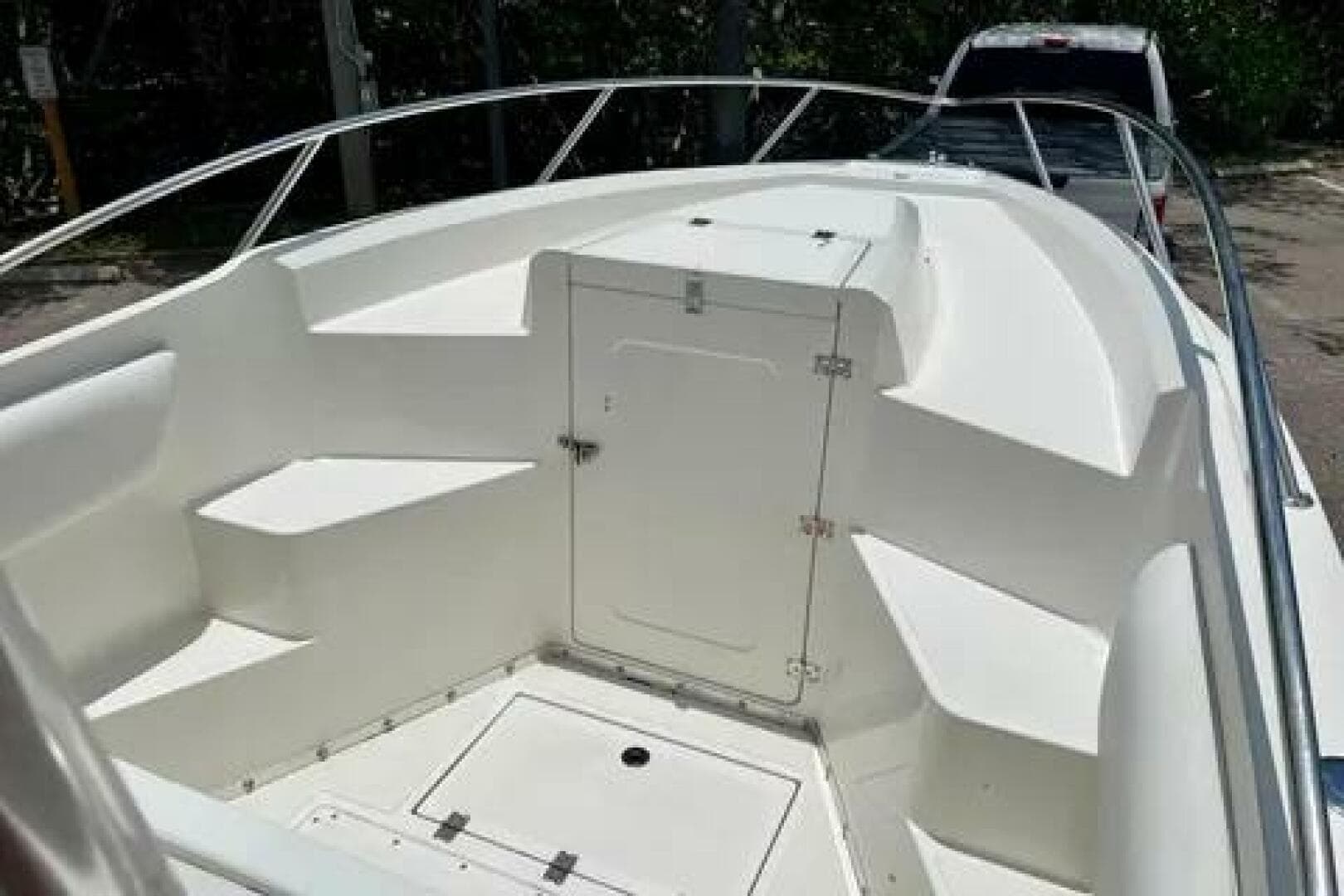 1994 Fountain 31 Center Console — photo 7
