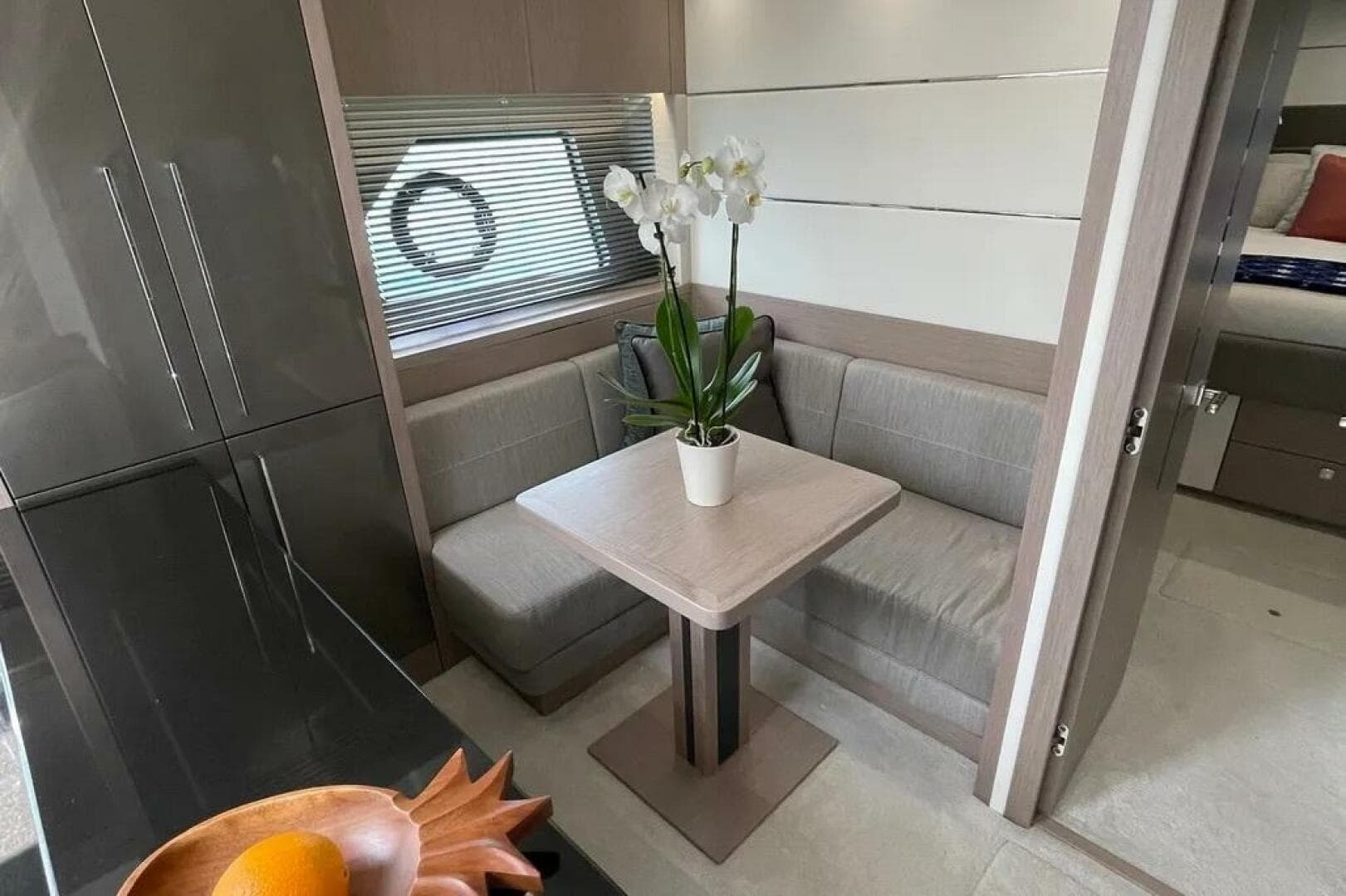 2020 Sunseeker 74 Sport Yacht — photo 48