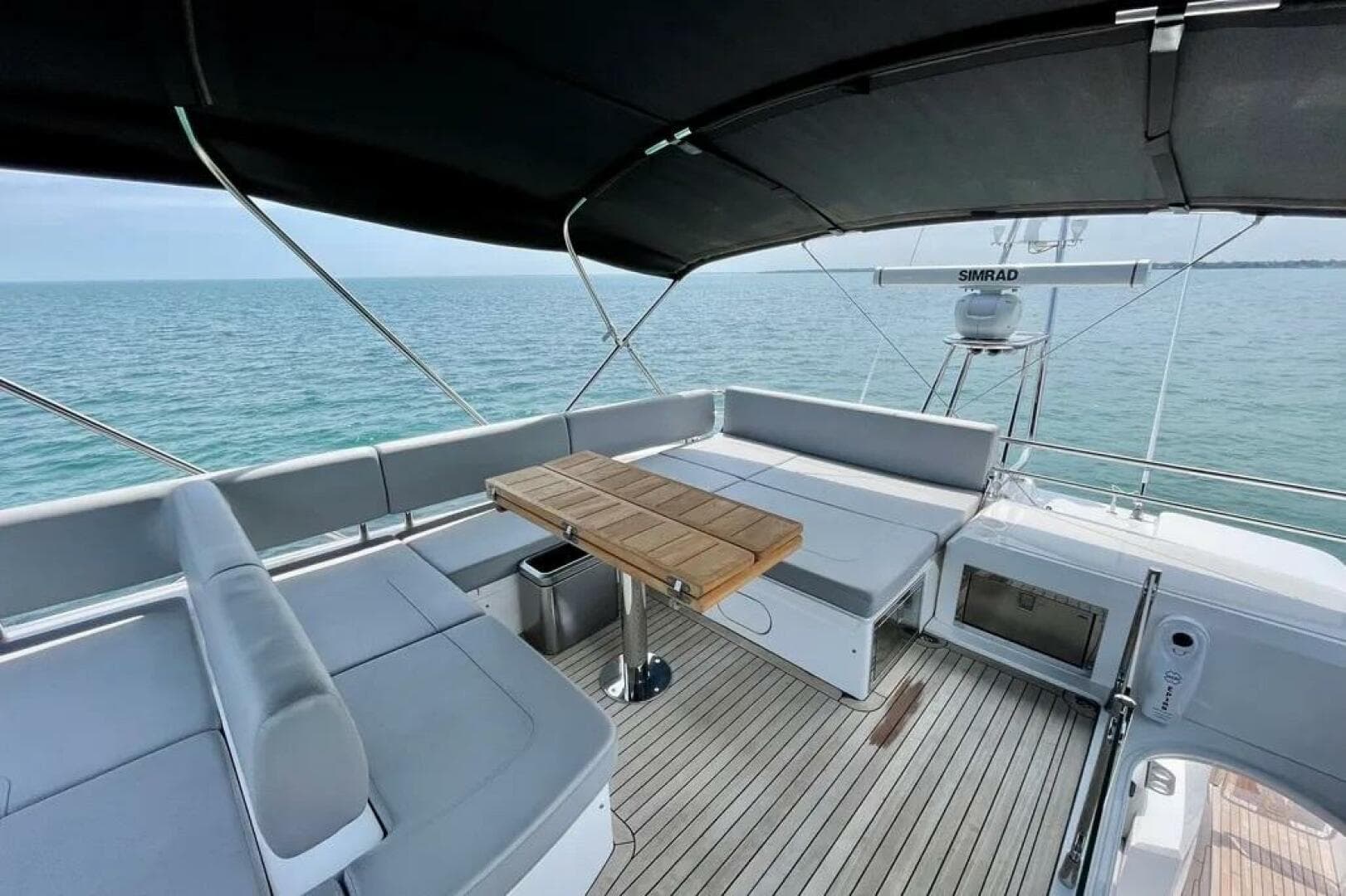 2020 Sunseeker 74 Sport Yacht — photo 9