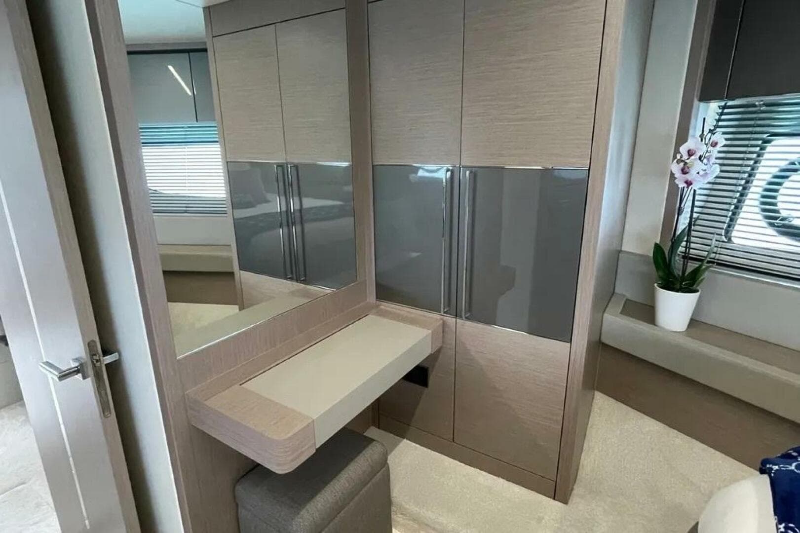 2020 Sunseeker 74 Sport Yacht — photo 33