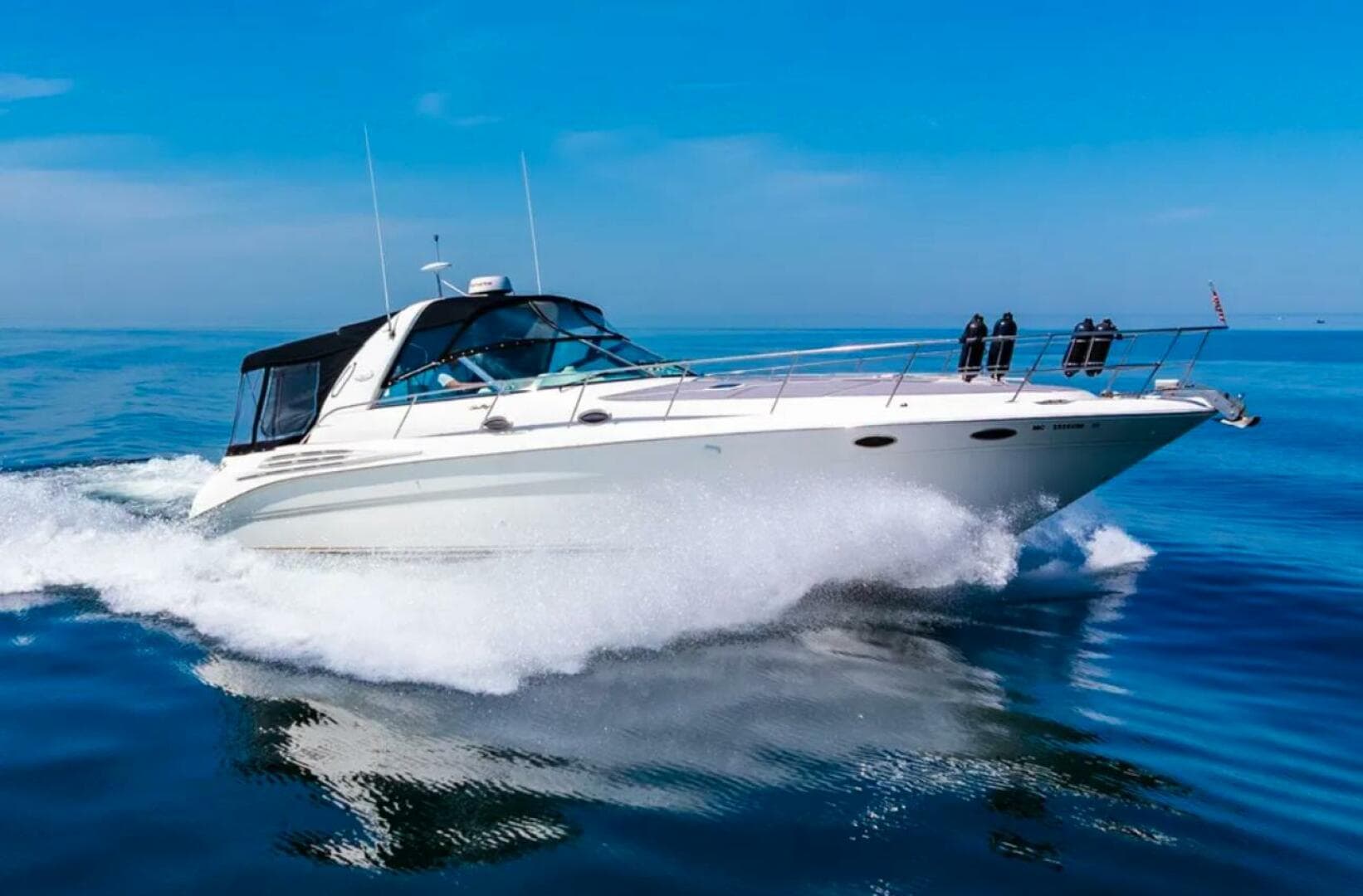 1997 Sea Ray 400 Sundancer — photo 16