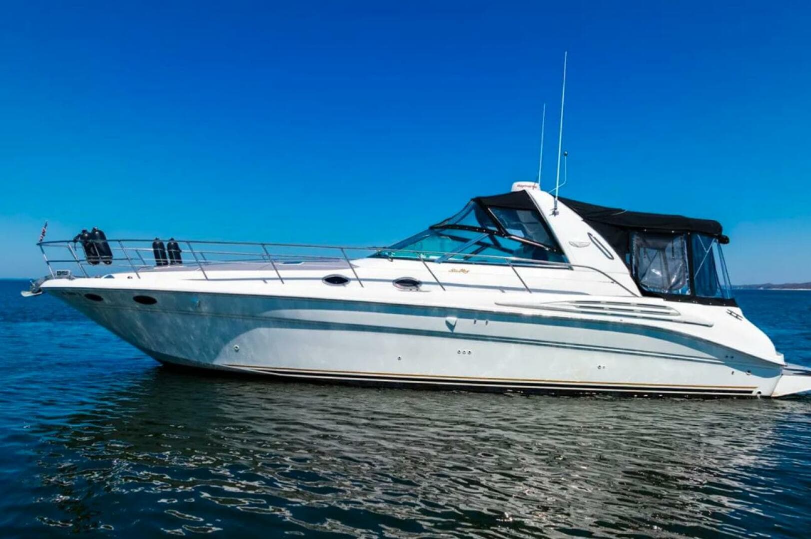 1997 Sea Ray 400 Sundancer — photo 6