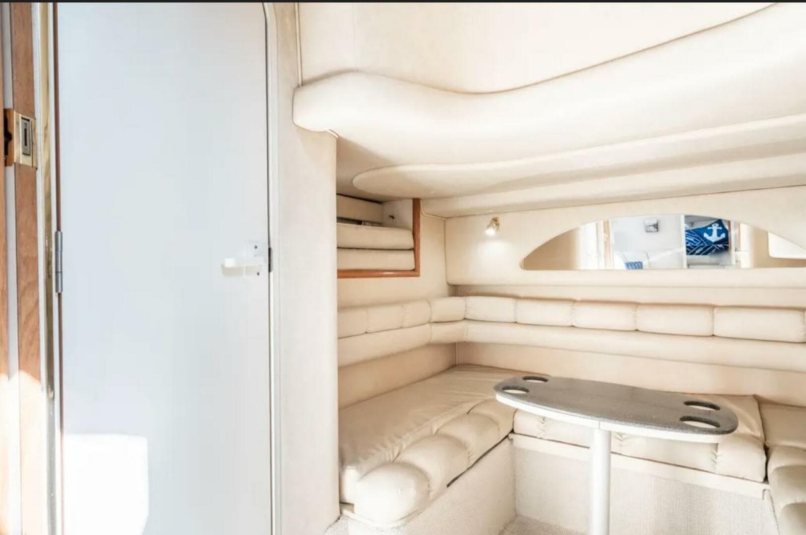 1997 Sea Ray 400 Sundancer — photo 26