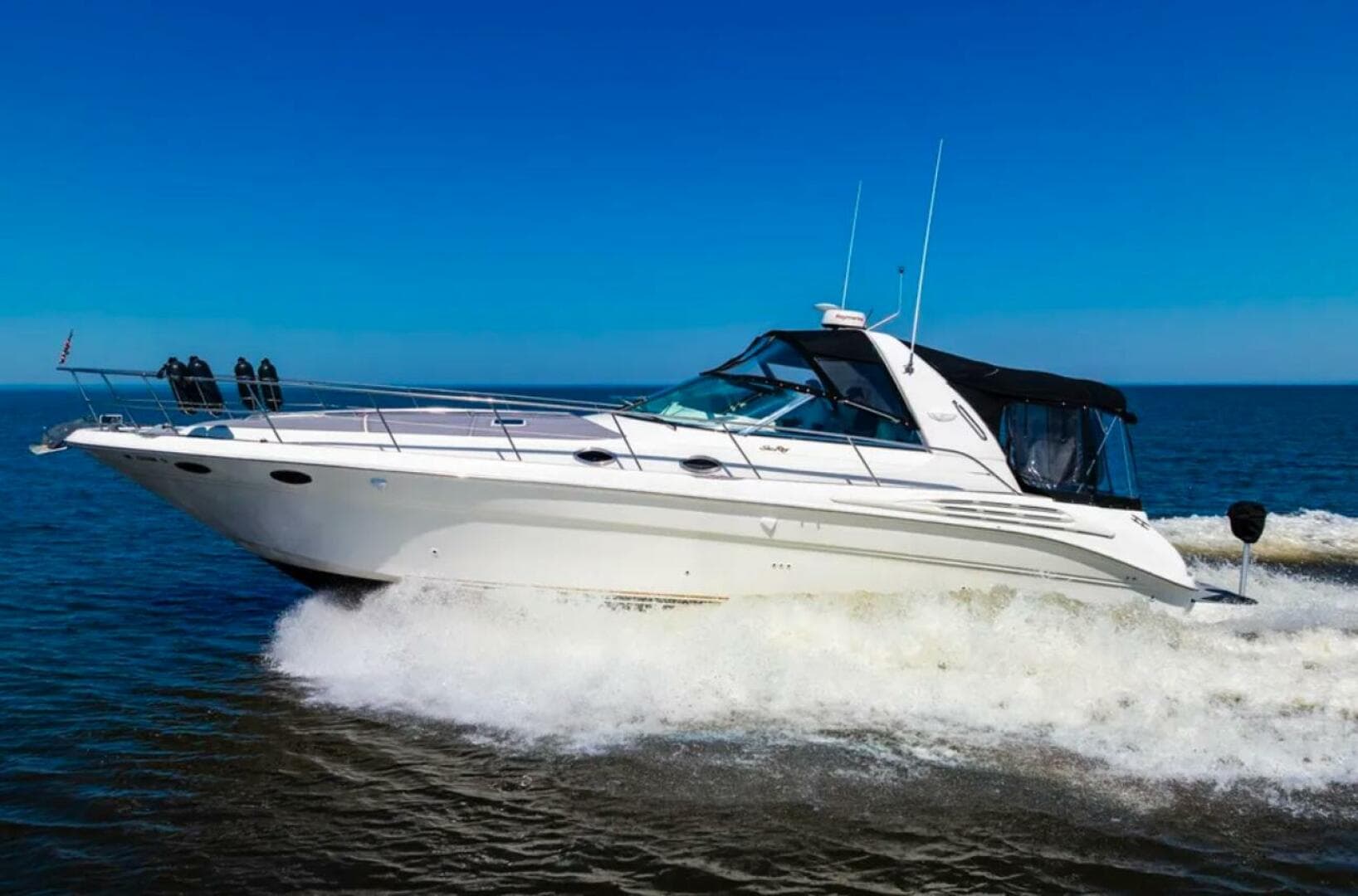 1997 Sea Ray 400 Sundancer — photo 12