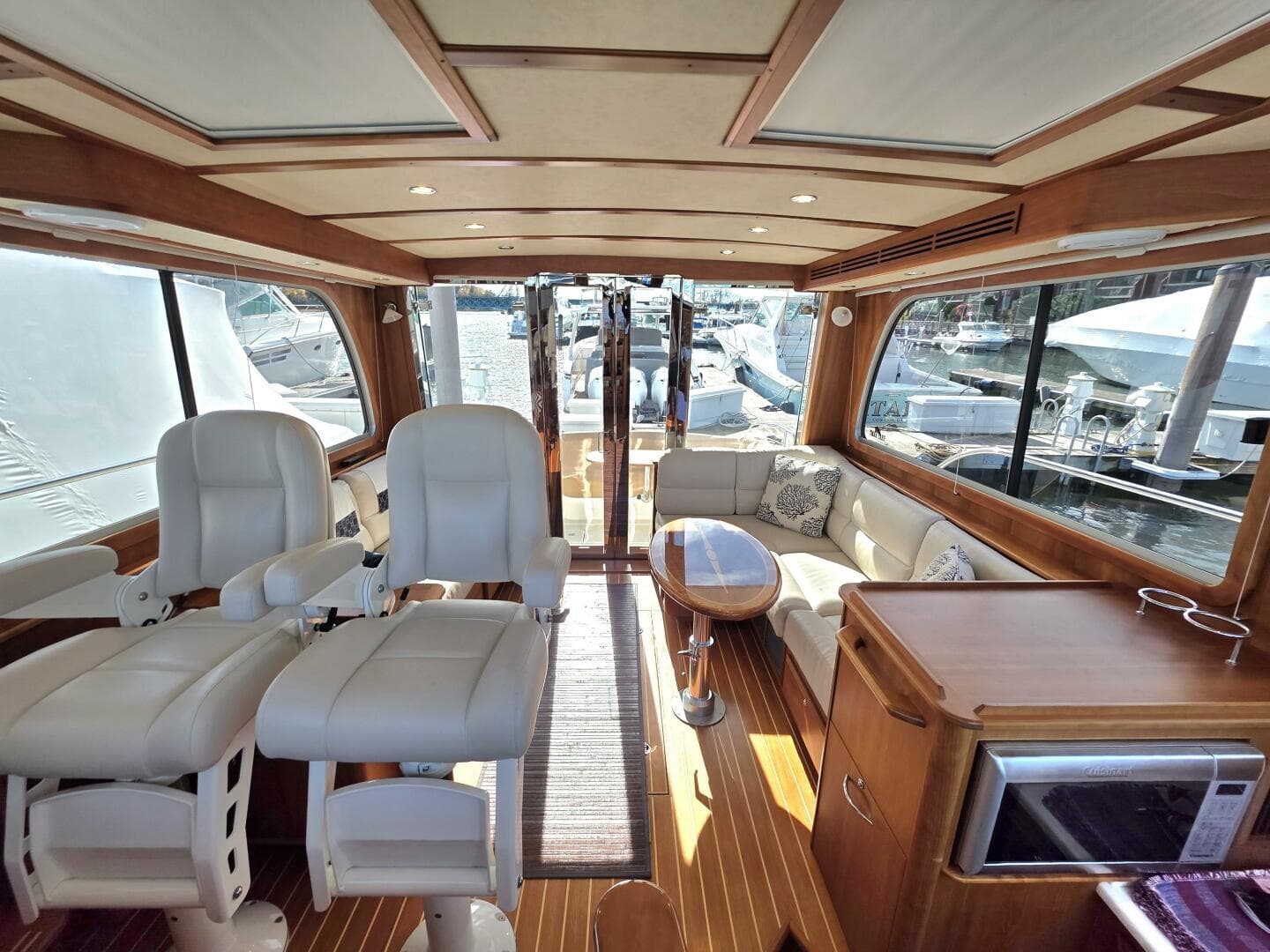 2017 Sabre 42 Salon Express — photo 22