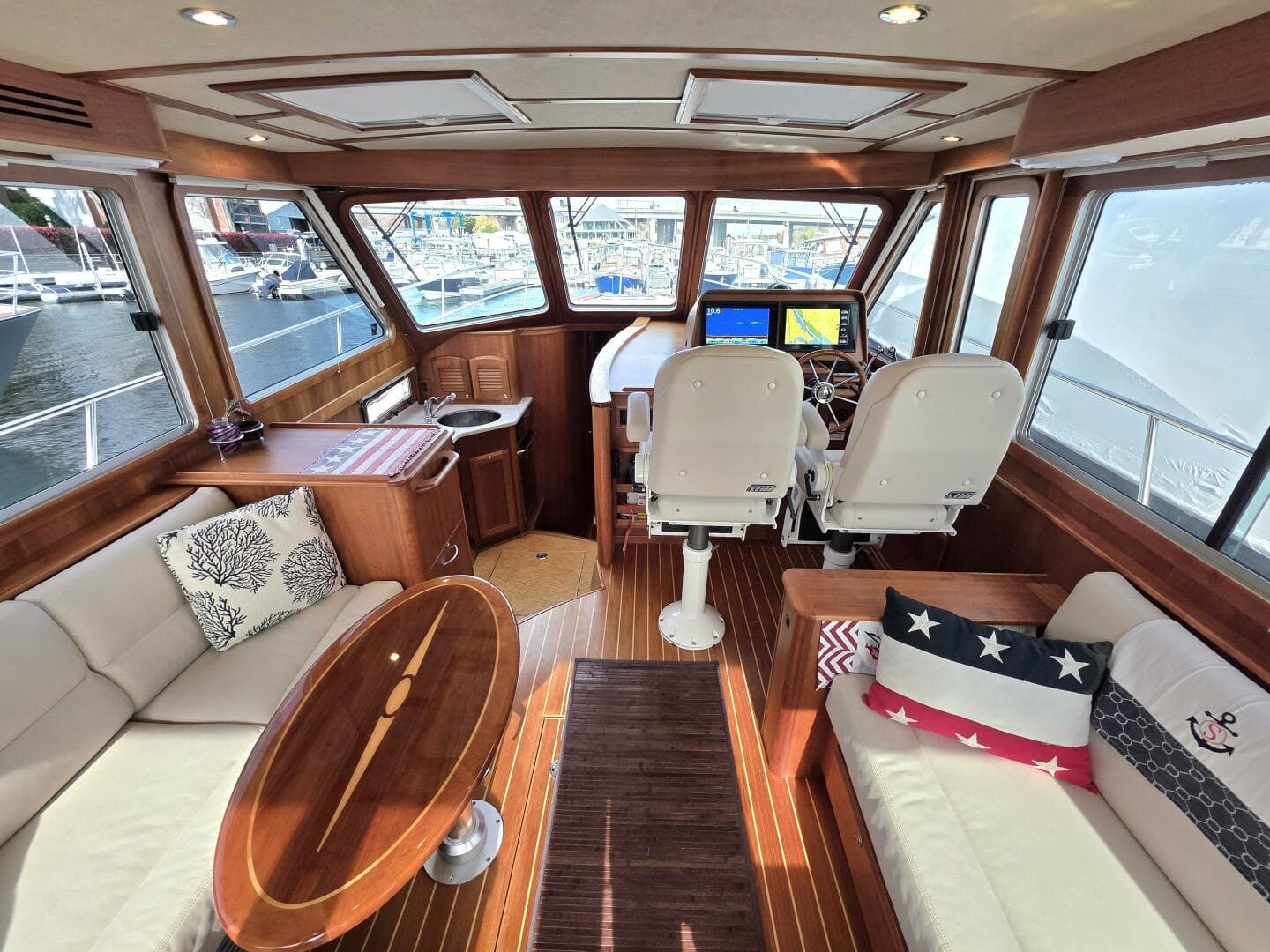 2017 Sabre 42 Salon Express — photo 17