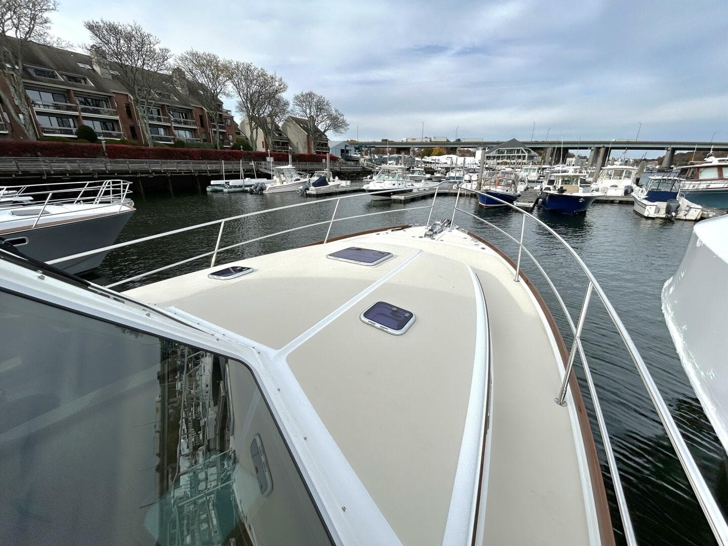 2017 Sabre 42 Salon Express — photo 5