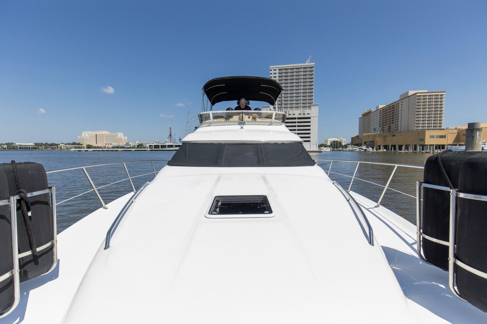 2000 Sea Ray 400 Sedan Bridge — photo 28