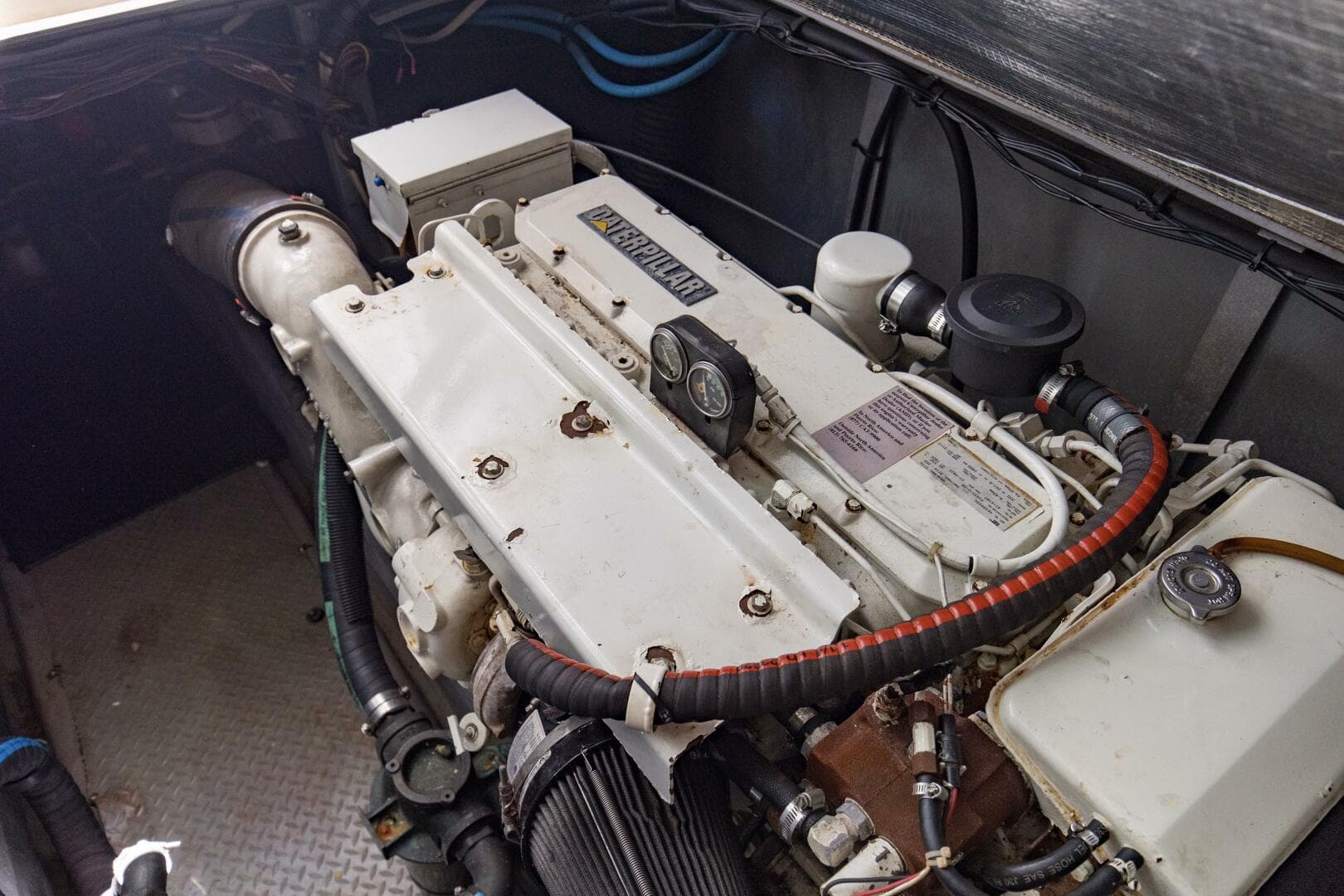 2000 Sea Ray 400 Sedan Bridge — photo 32