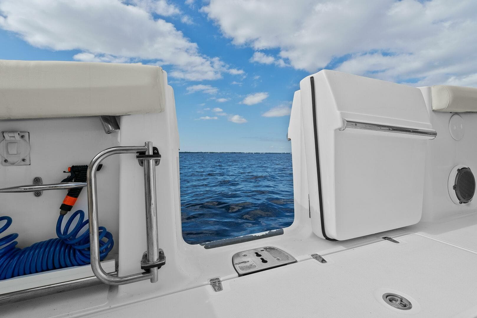 2019 Boston Whaler 380 Outrage — photo 27