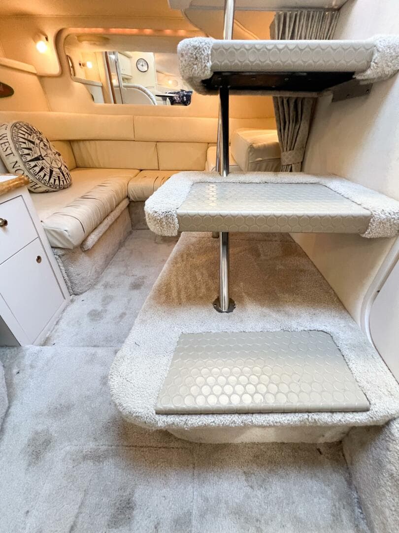 2000 Sea Ray 340 Sundancer — photo 32