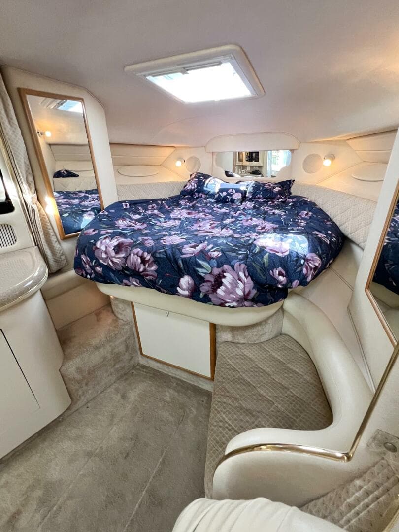 2000 Sea Ray 340 Sundancer — photo 10