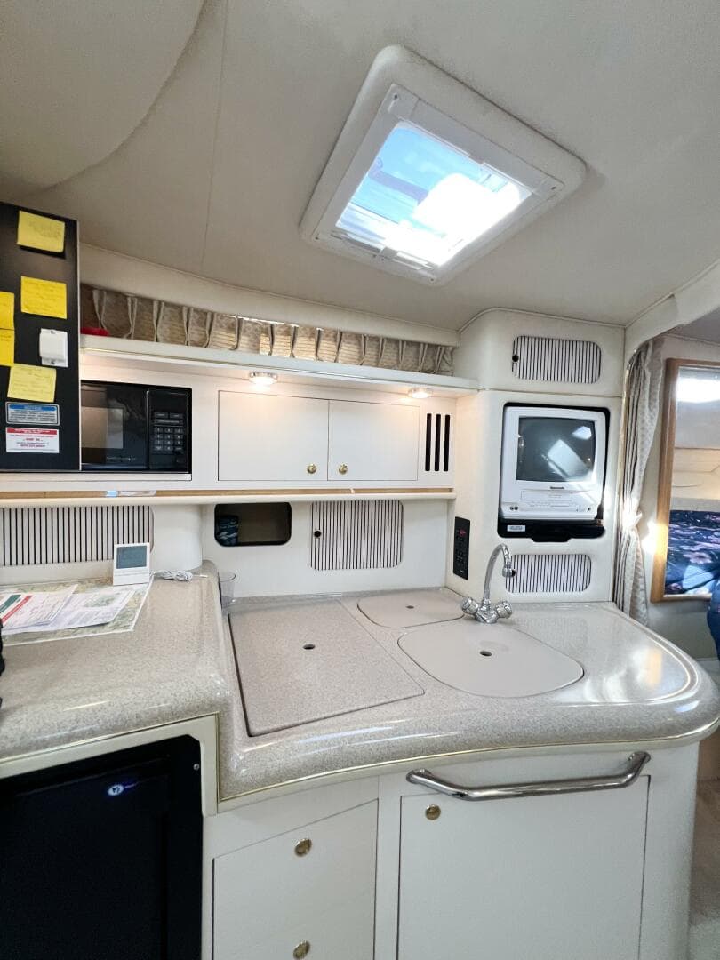 2000 Sea Ray 340 Sundancer — photo 24