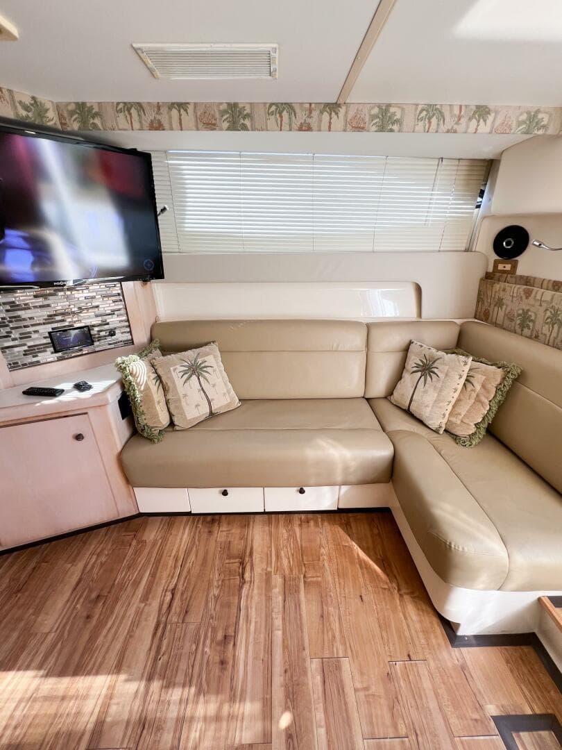 1998 Carver 350 Mariner — photo 49