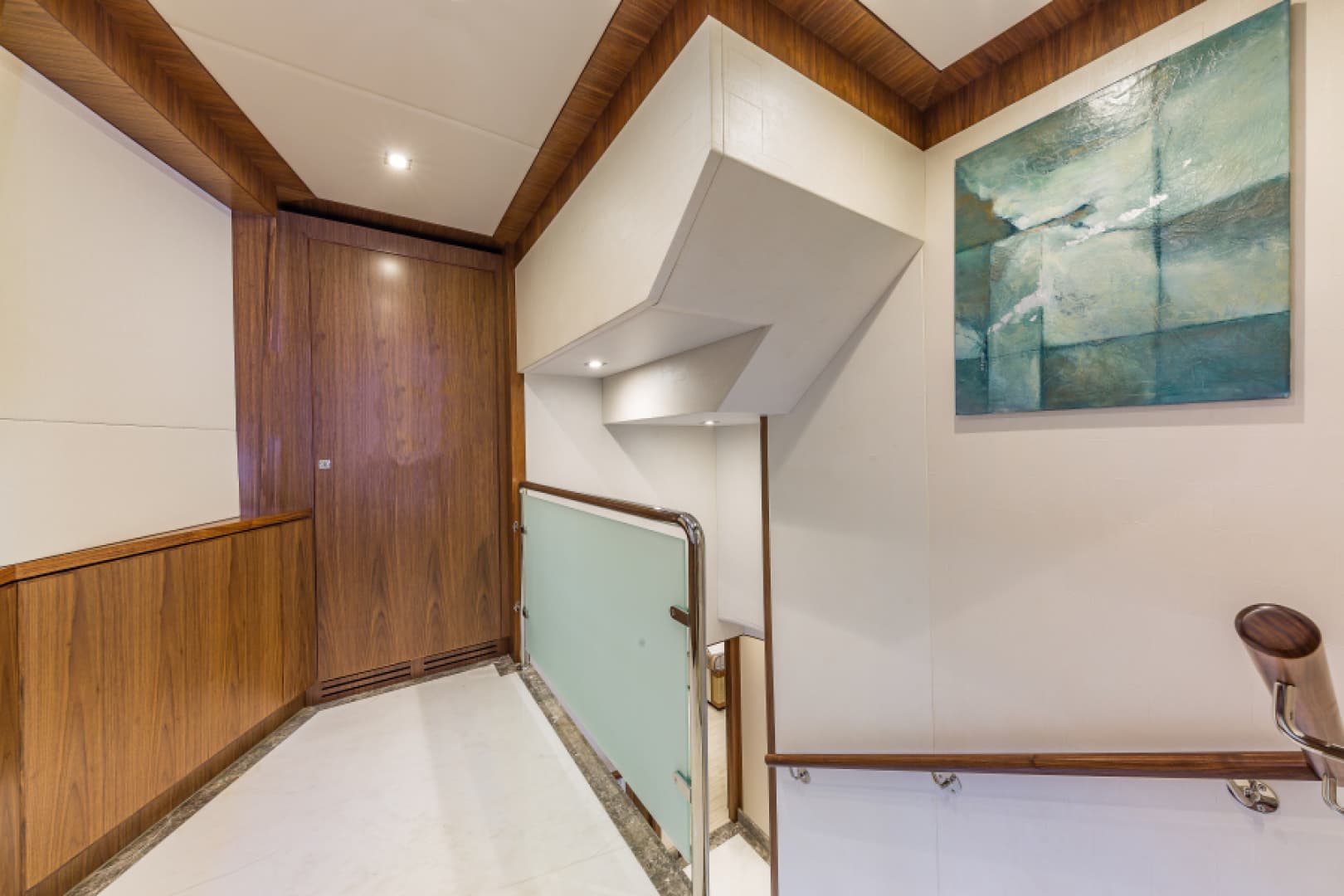 2018 Hargrave Raised Pilothouse — photo 23