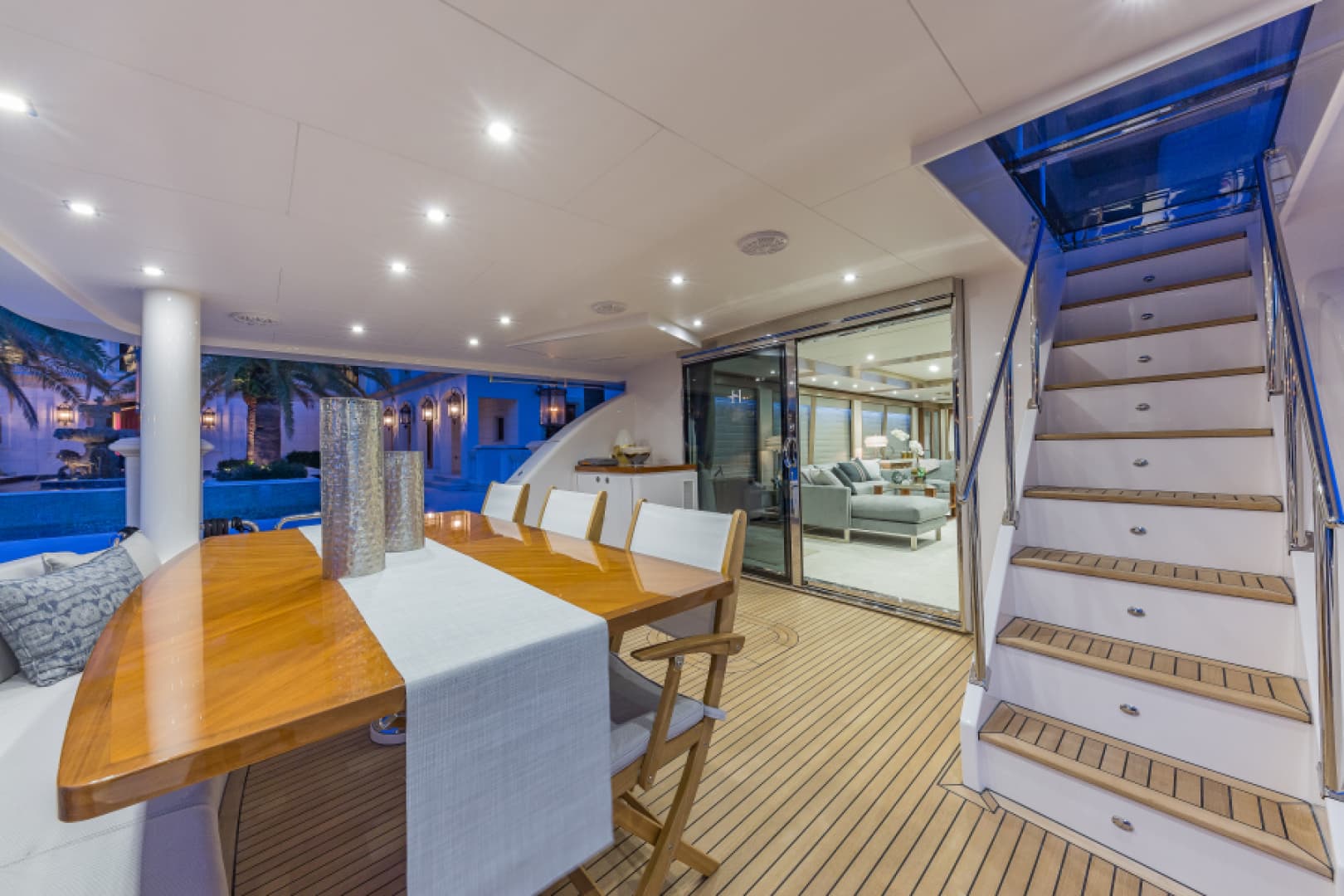 2018 Hargrave Raised Pilothouse — photo 13