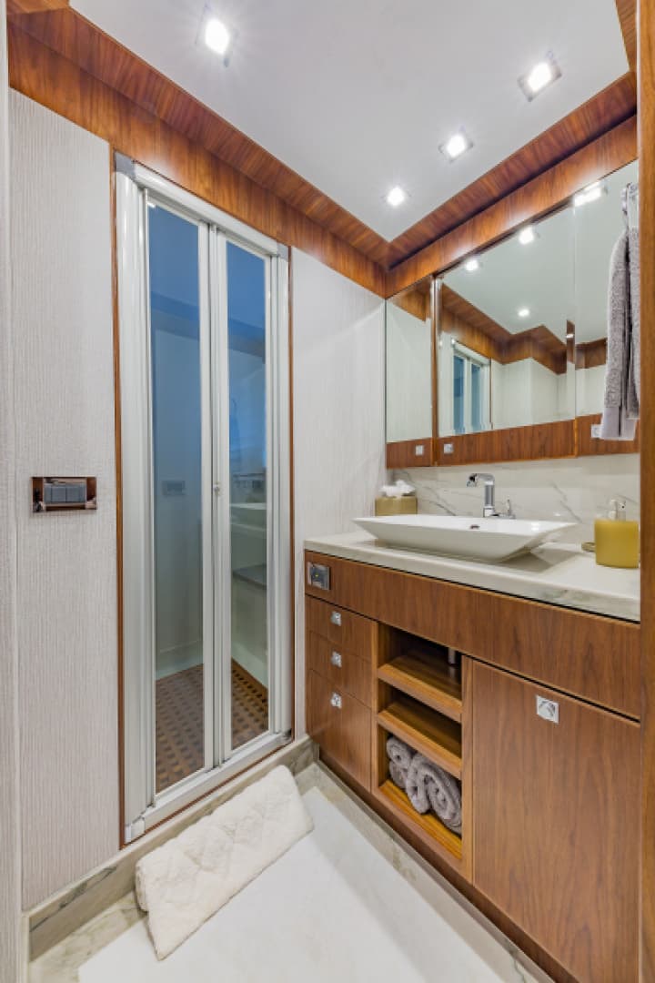 2018 Hargrave Raised Pilothouse — photo 43