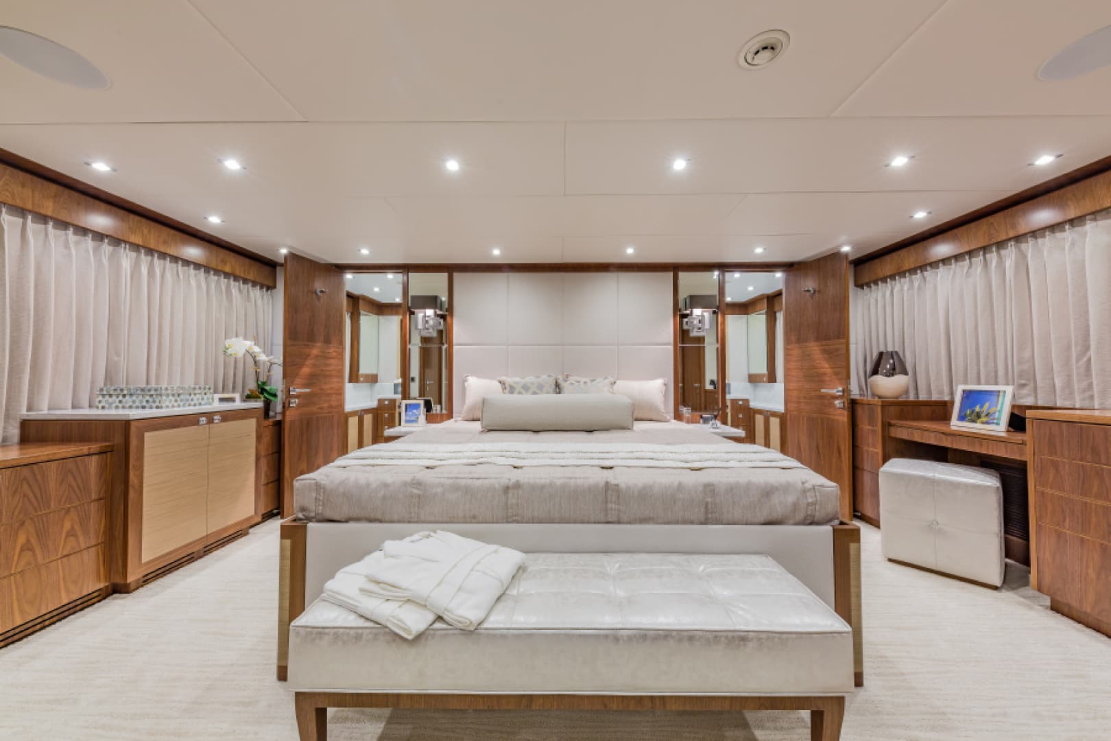 2018 Hargrave Raised Pilothouse — photo 25