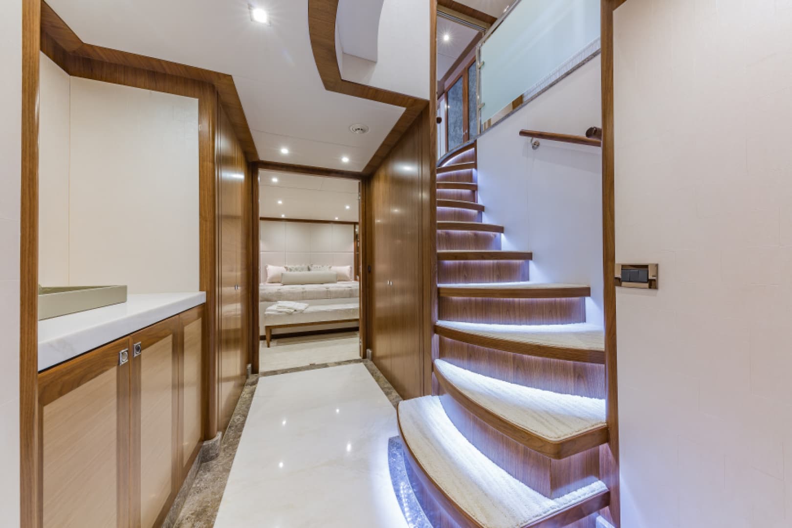 2018 Hargrave Raised Pilothouse — photo 22