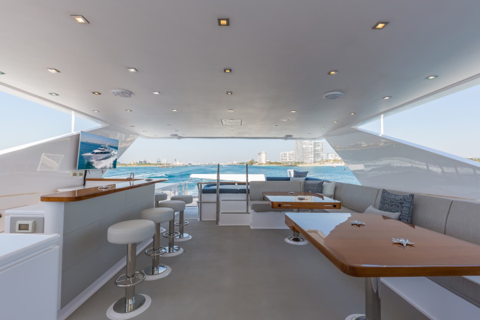 2018 Hargrave Raised Pilothouse — photo 8