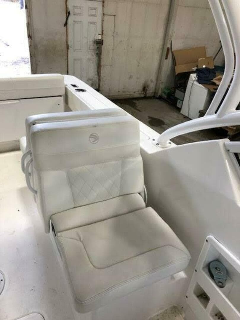 2018 Edgewater 248 CX Crossover — photo 8