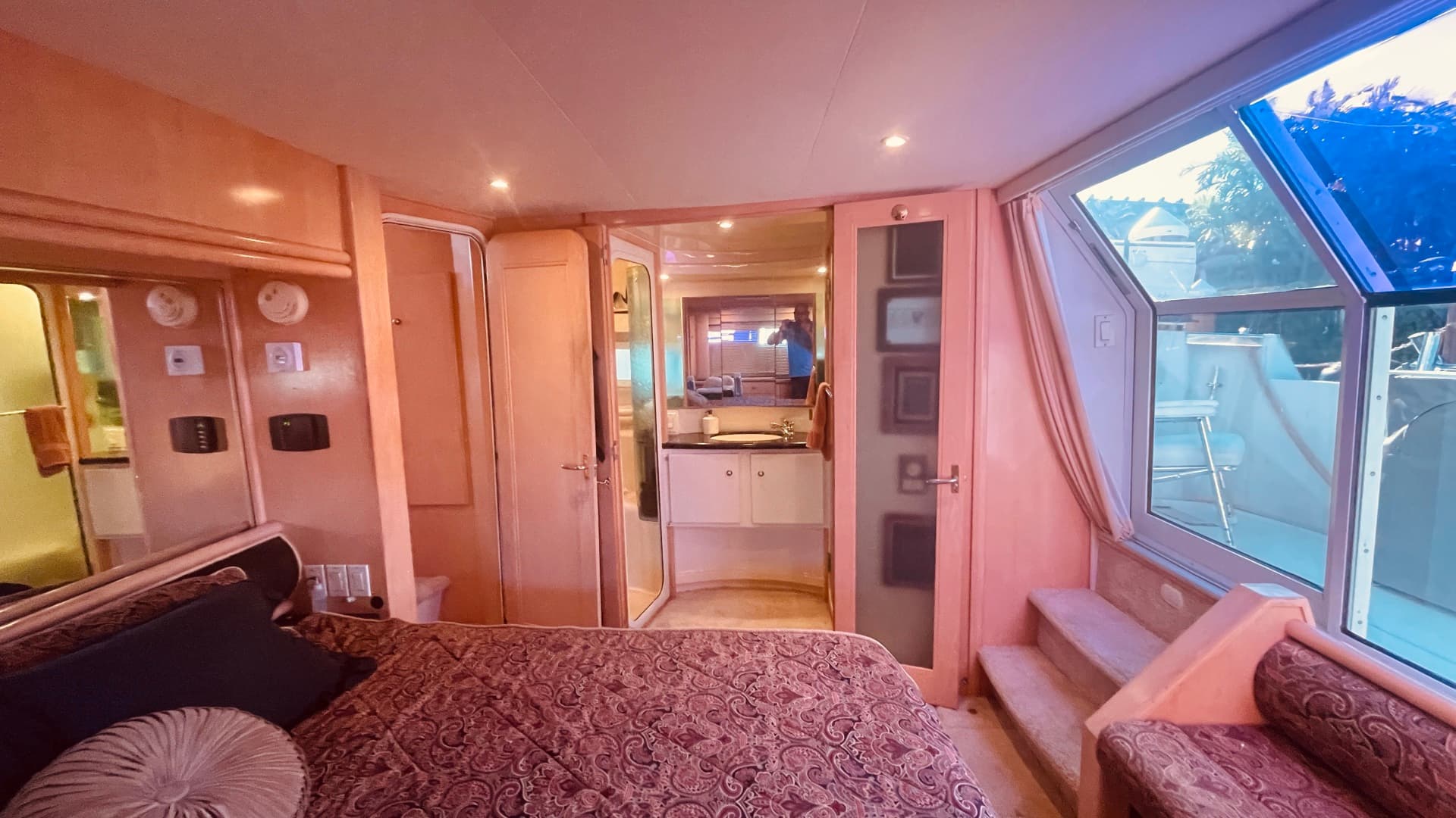 1997 Carver Yachts 500 Cockpit — photo 30