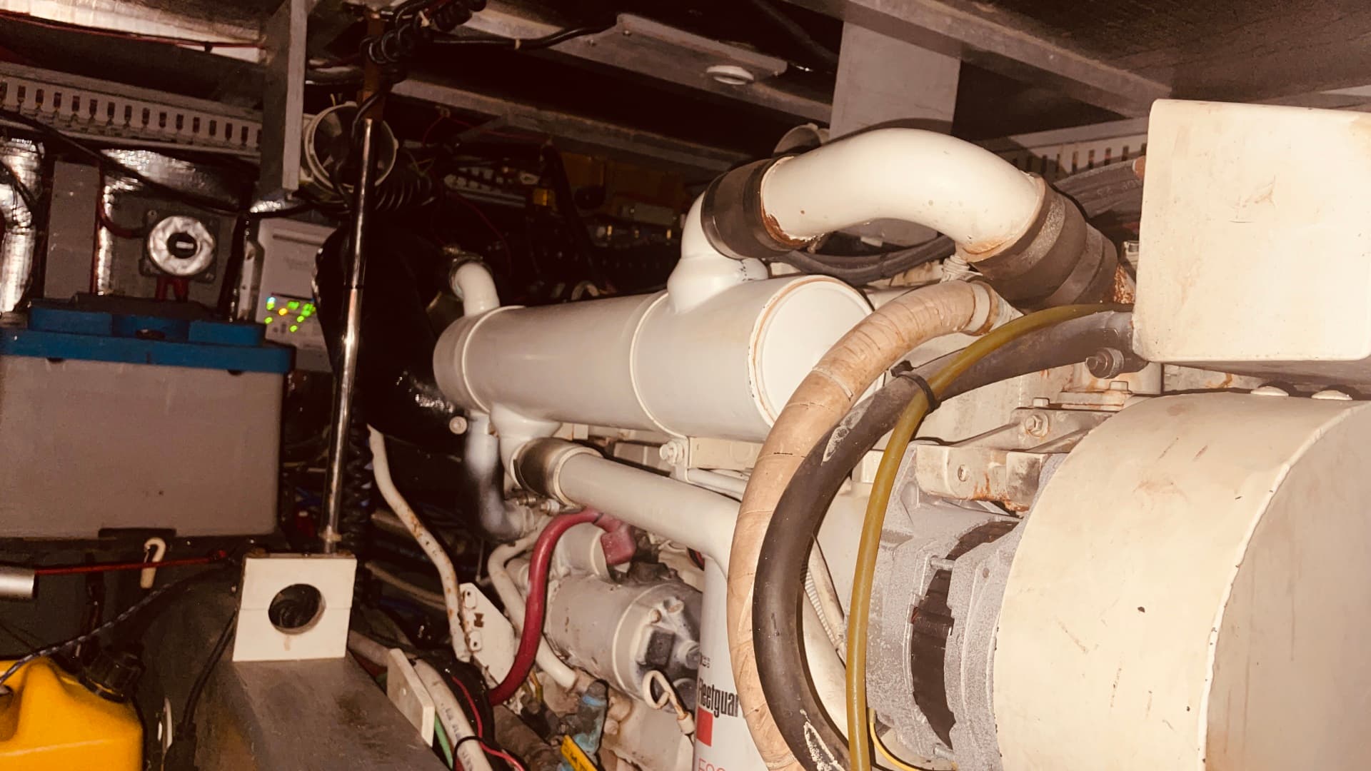 1997 Carver Yachts 500 Cockpit — photo 69