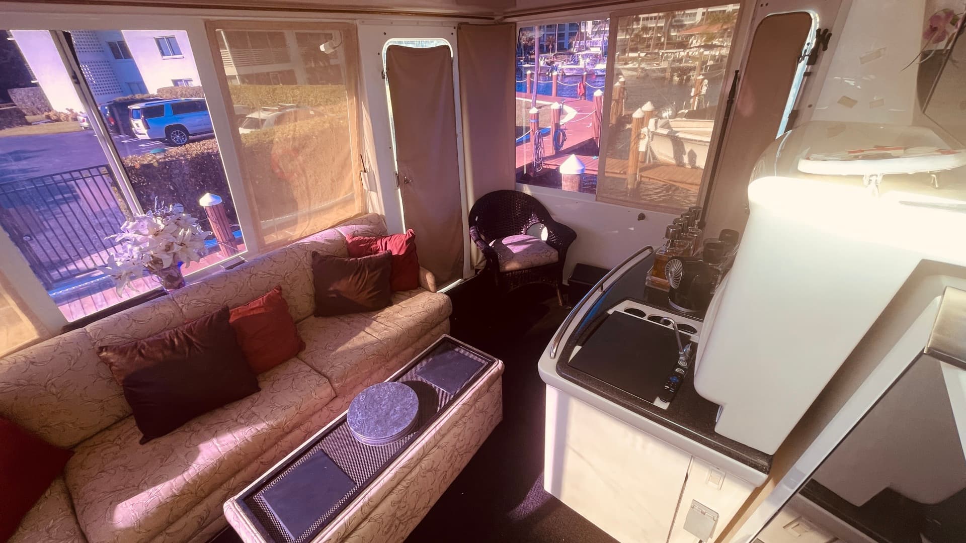 1997 Carver Yachts 500 Cockpit — photo 39